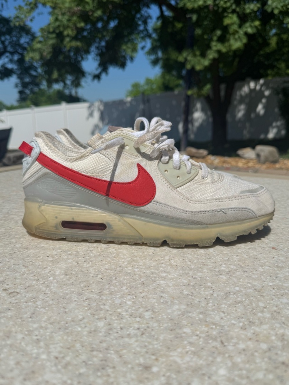 Nike Air Max Terrascape 90 Sneakers Cream/Red Size 9.5